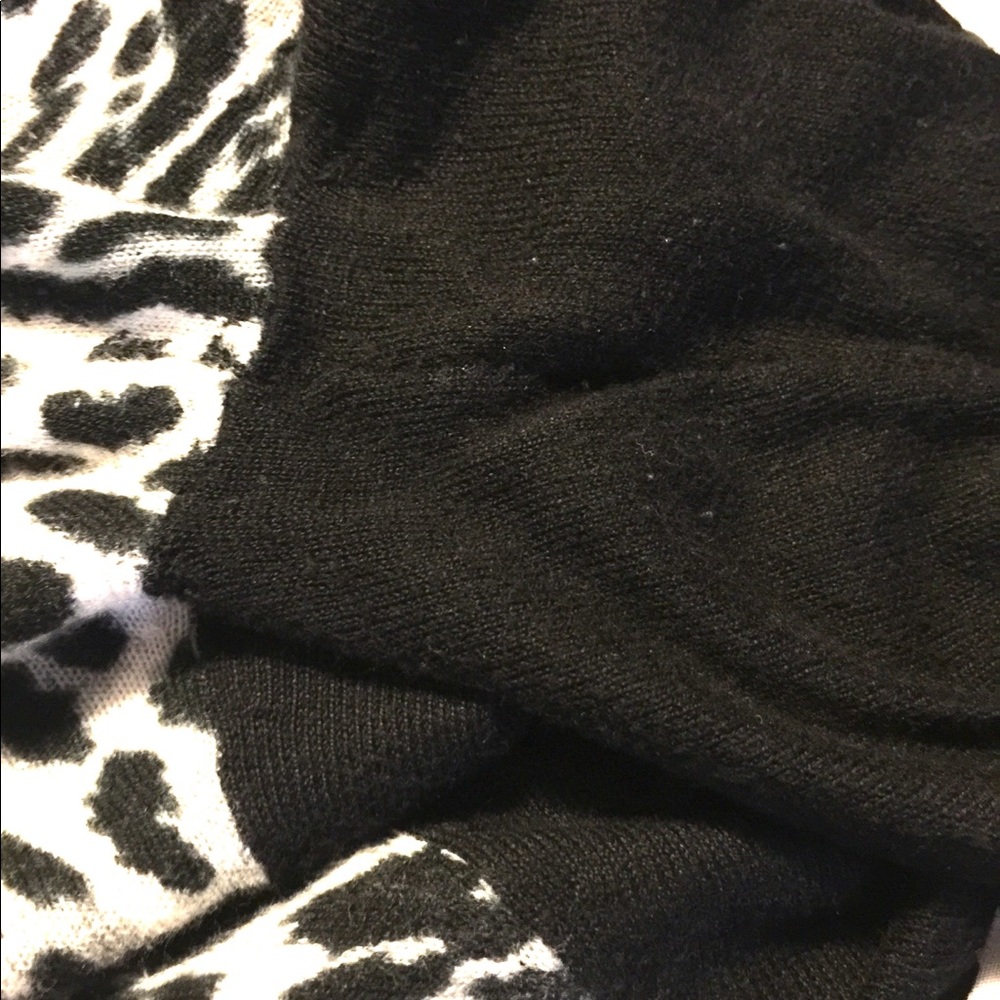 Leopard-Print Cardigan - Picture 3 of 7
